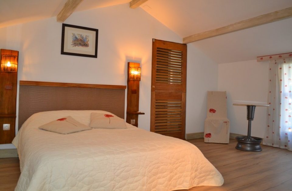 La chambre tropicale de la maison d'hôtes de la vigne