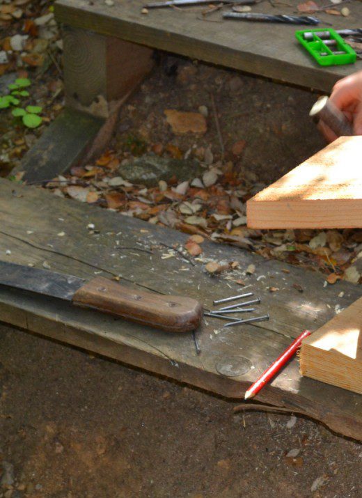 fabrication de la maison d'hôtes pour oiseaux à la maison de la vigne